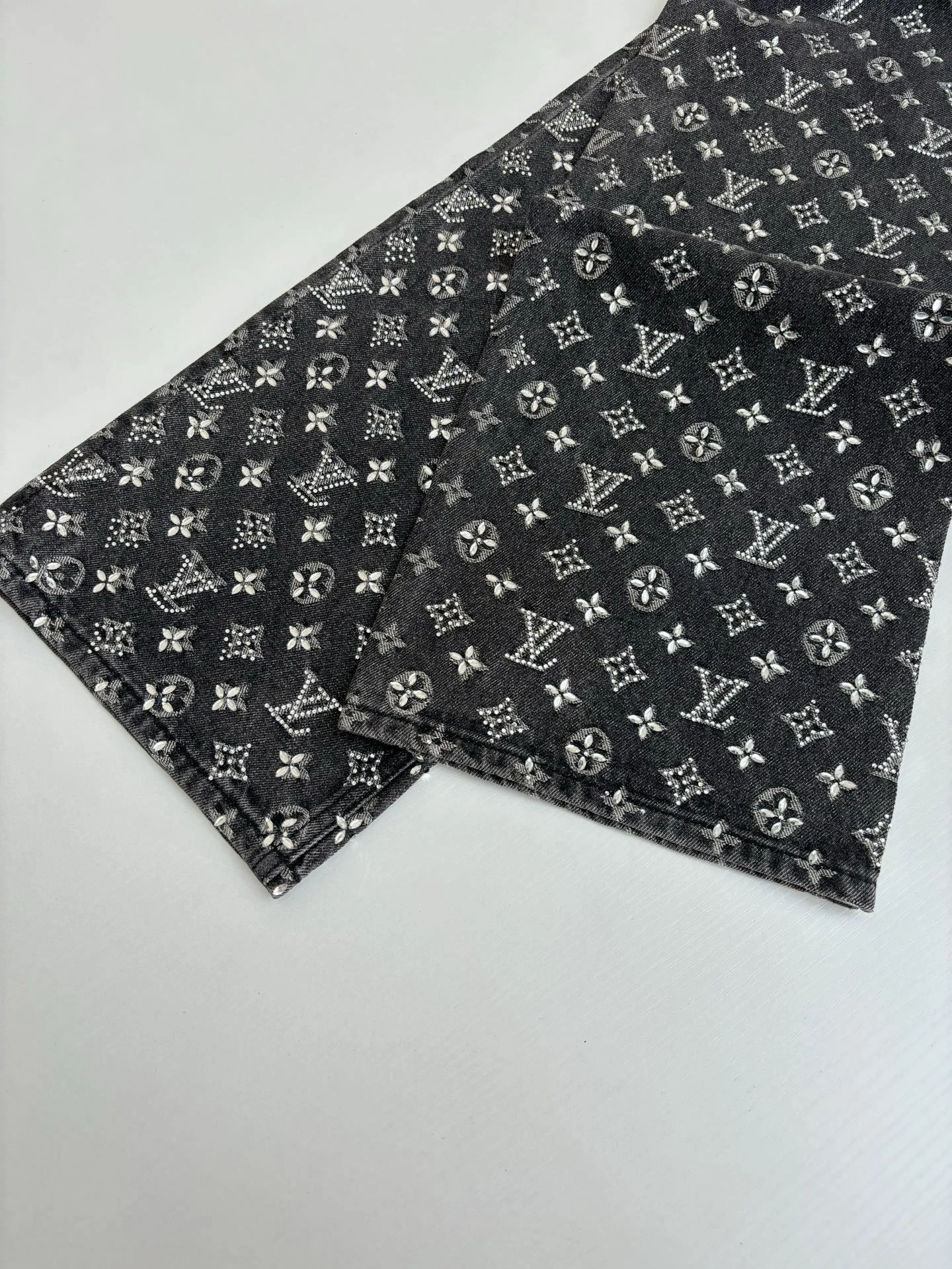 wg.luxury- 8V item:E-F363H0417